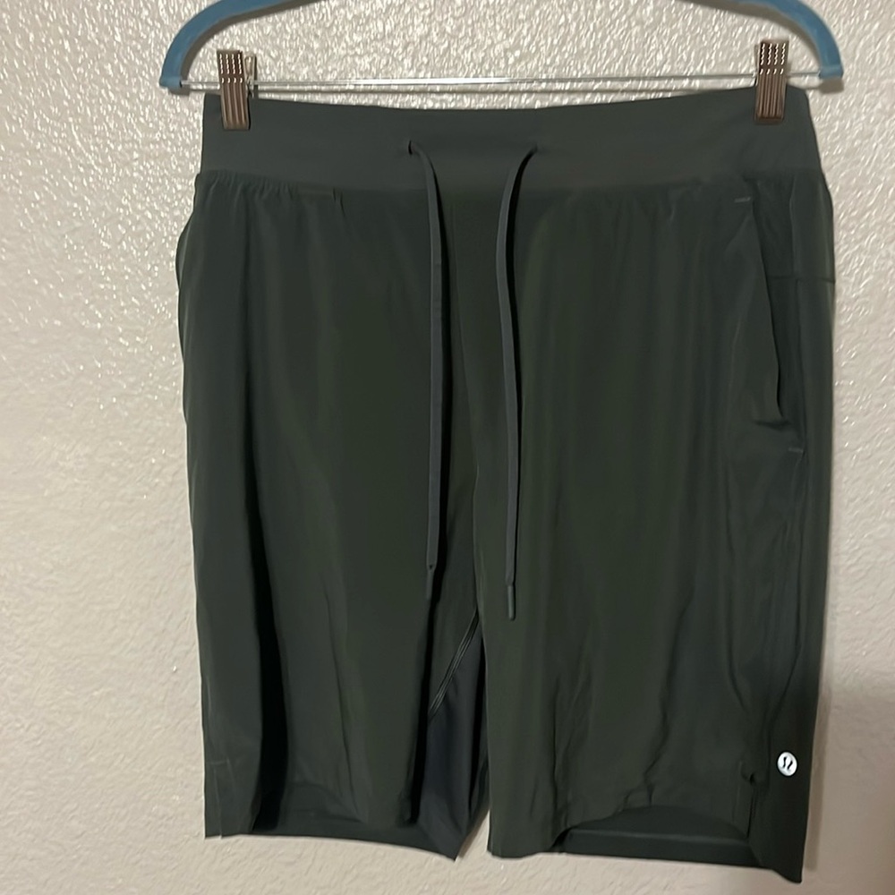 Forest green lululemon